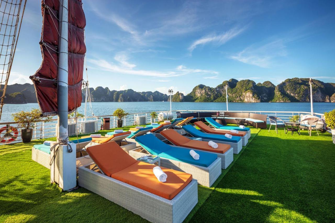 Amanda Luxury Cruise Lan Ha Bay Hotel ฮาลอง ภายนอก รูปภาพ